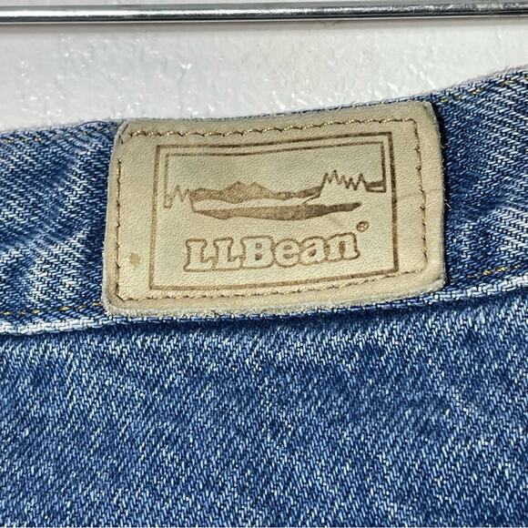 L.L. Bean Fleece Lined Jeans, Size 14P. In excellent condition! High Waist! - Picture 4 of 6